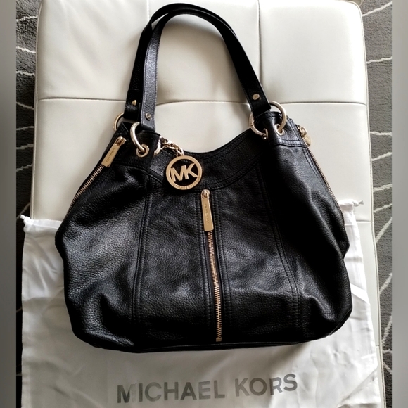 Michael Kors Black Leather Zippered Bag with Dust Bag EUC - Picture 8 of 16